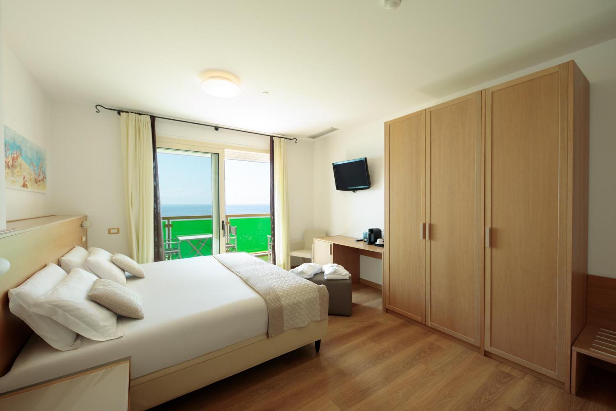 Hotel Bristol